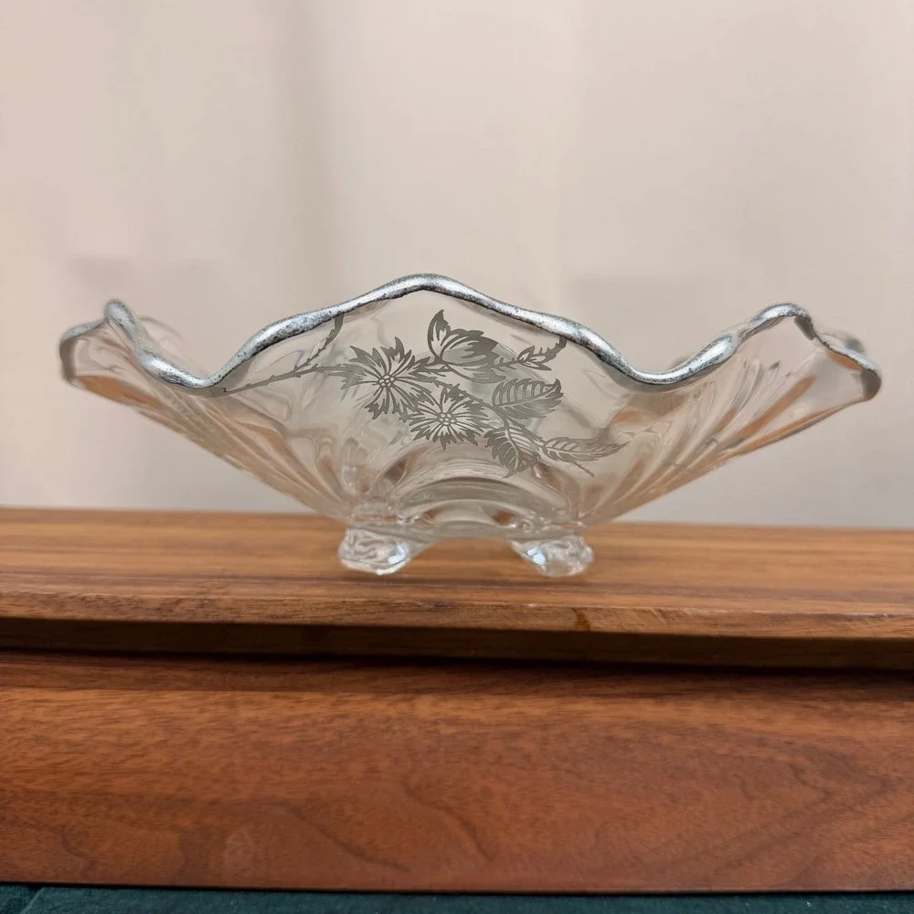 Vintage Silver Overlay Glass Footed Bowl Scalloped Floral Centerpiece 11 Inch